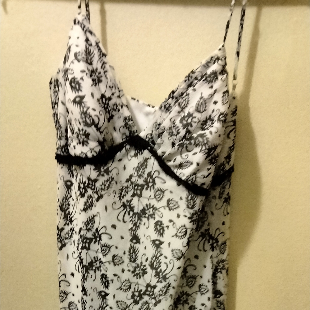 Women's dress